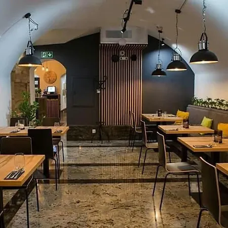 Discover Krakow Apartments - 3 Rakowicka St - Amazing Loft Near Main Station - Netflix-3